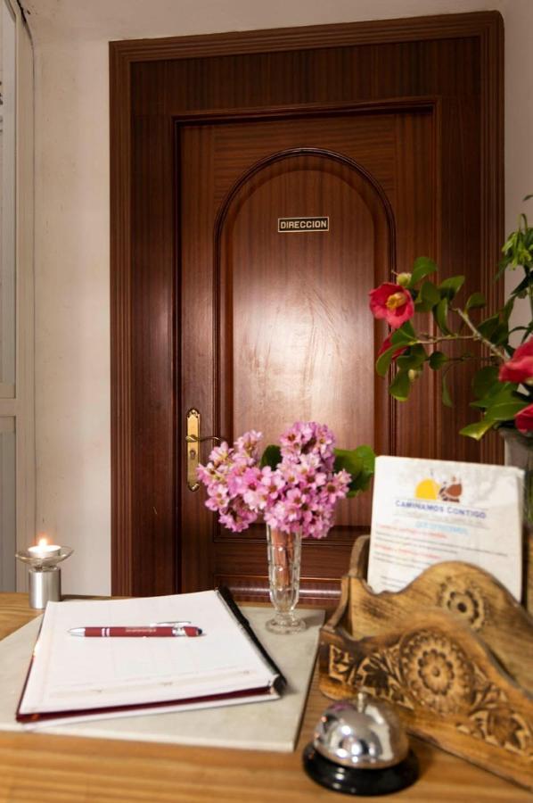 Hostal San Cristobal - Pontedeume Kültér fotó