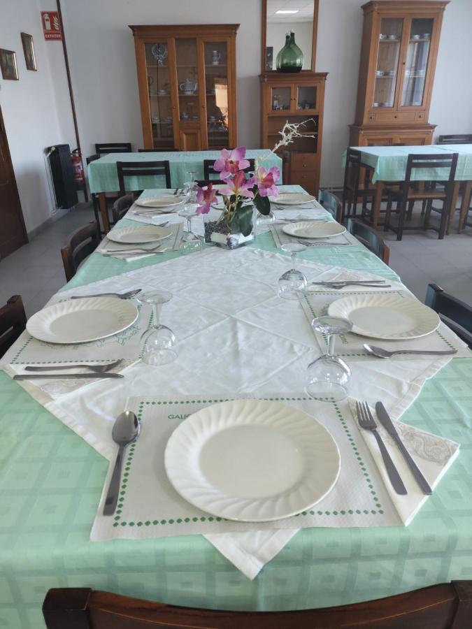 Hostal San Cristobal - Pontedeume Kültér fotó